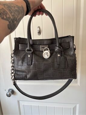 Authentic Michael Kors Hamilton Grey Croc Embossed Leather Silver Hardware